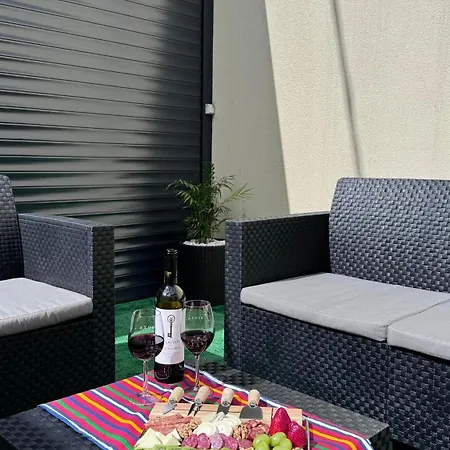 Vcs House By Madeira فونشال